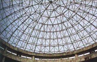 阿拉善盟铝镁锰板屋面网架在设计时要注意哪些细节